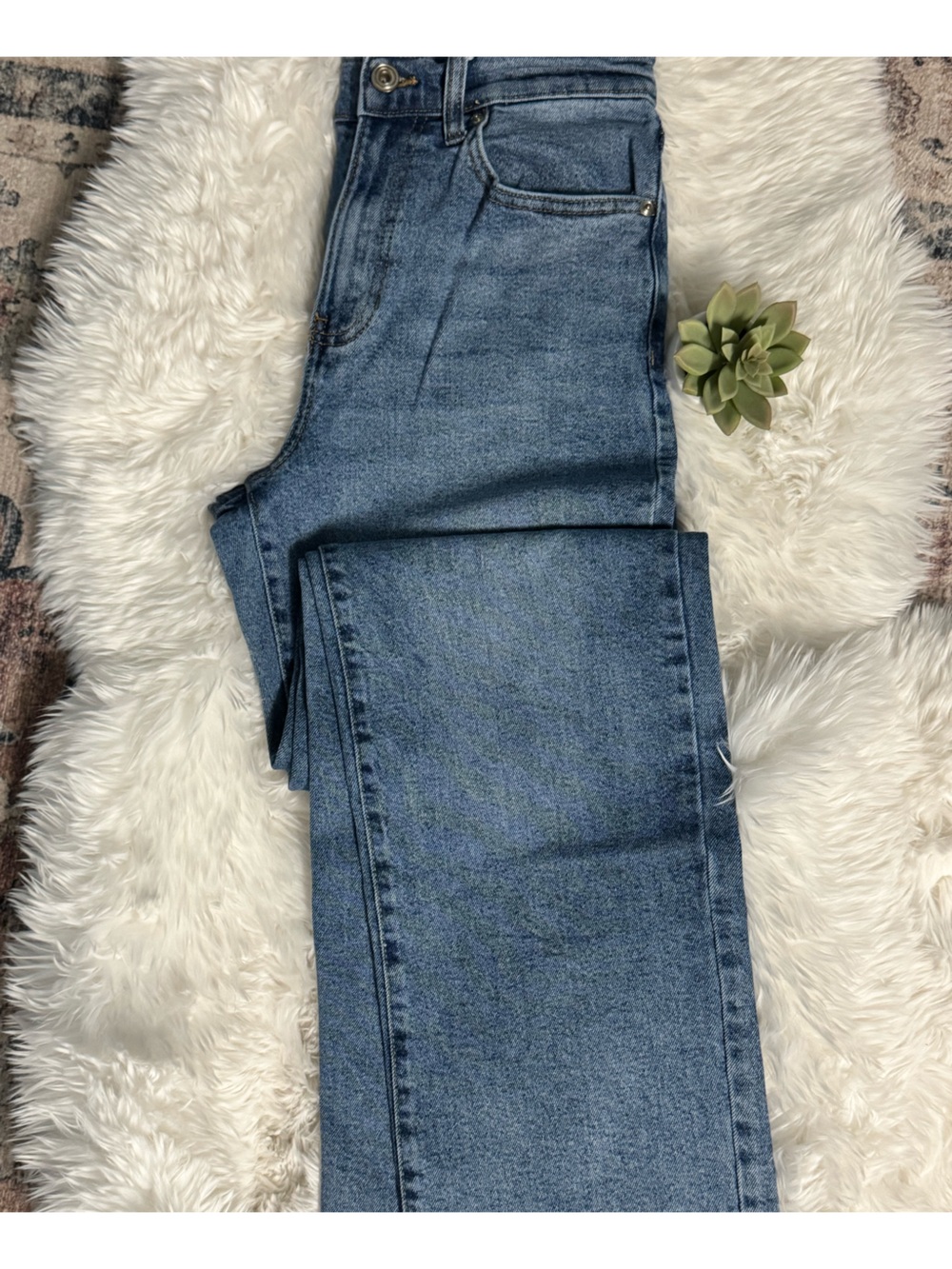 Celebrity Pink Straight-Leg Blue Denim Jeans